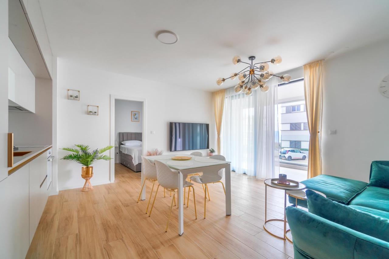 Golden Luxury Apartment Спліт Екстер'єр фото